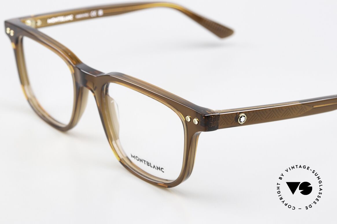 Montblanc MB0256O Men's Frame Square Acetate, but also an eye-catcher as striking ladies' eyeglasses, Made for Men