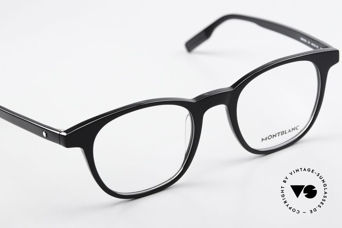 Montblanc MB0153O Classic Eyeglasses For Men, the LARGE frame (140mm) can be glazed optionally, Made for Men
