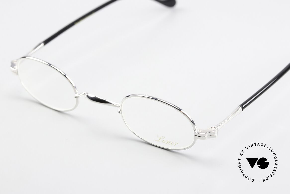 Lunor II A 08 Oval Frame Acetate Temples, Lunor model II 08 = size 40°26 with anatomic temples, Made for Men and Women