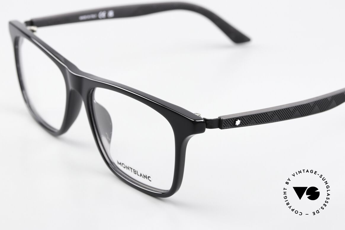 Montblanc MB0359O Sporty Glasses Classic, the plastic frame can be glazed with lenses of any kind, Made for Men