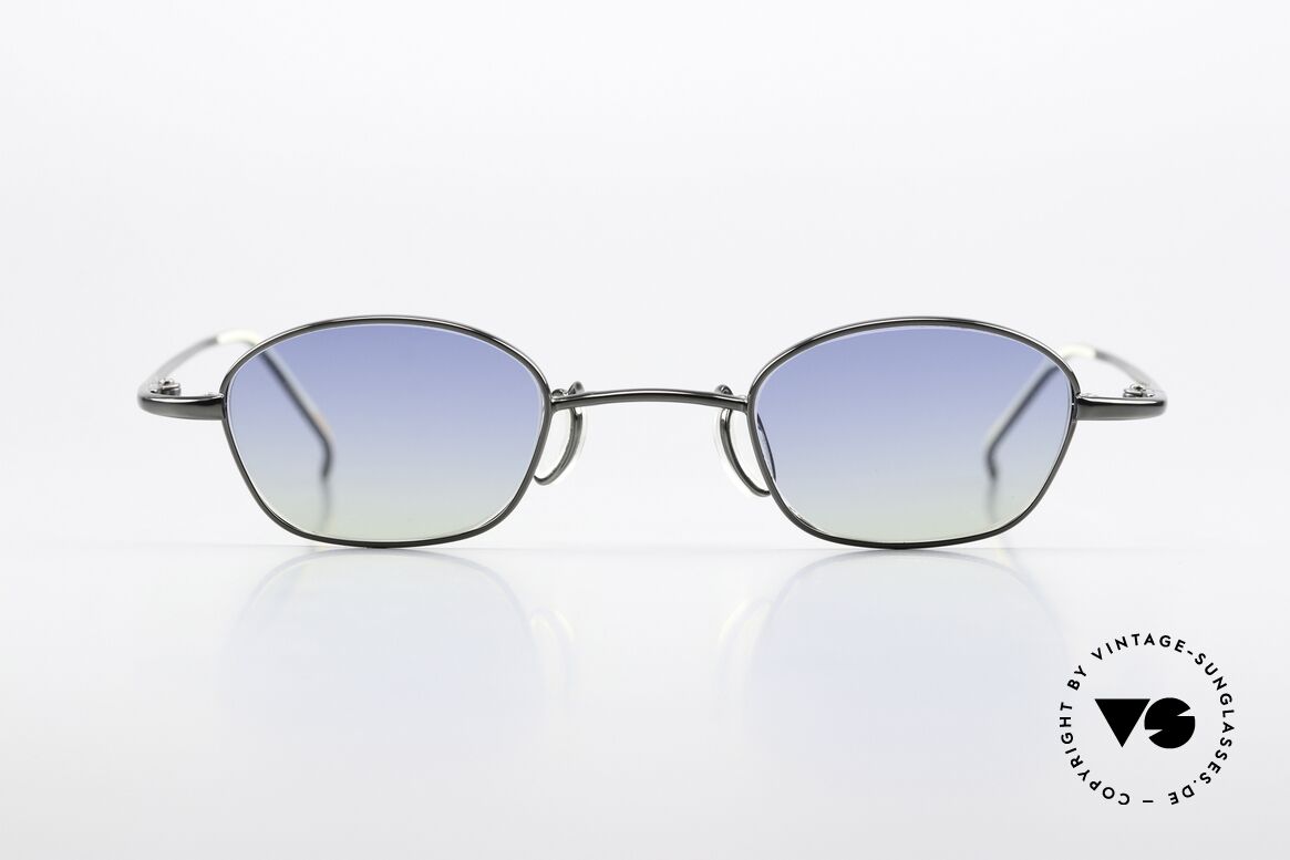 Christian Roth 14007 Pure Titanium Sunglasses, small titanium frame, size 40/25, made in Japan, Made for Men and Women