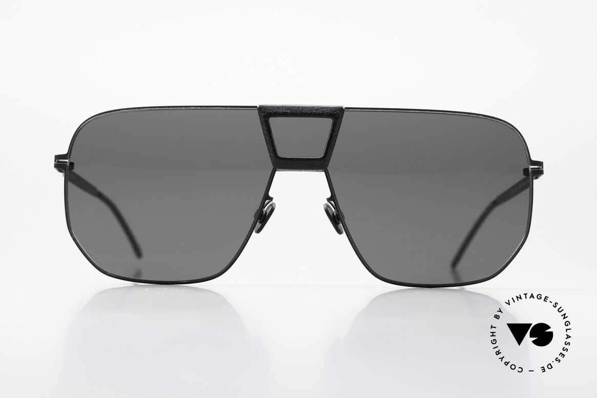 Mykita Mylon Cayenne Black Pitch Black Dark Grey, col. code 243 = Black Pitch Black Dark Grey, Made for Men and Women