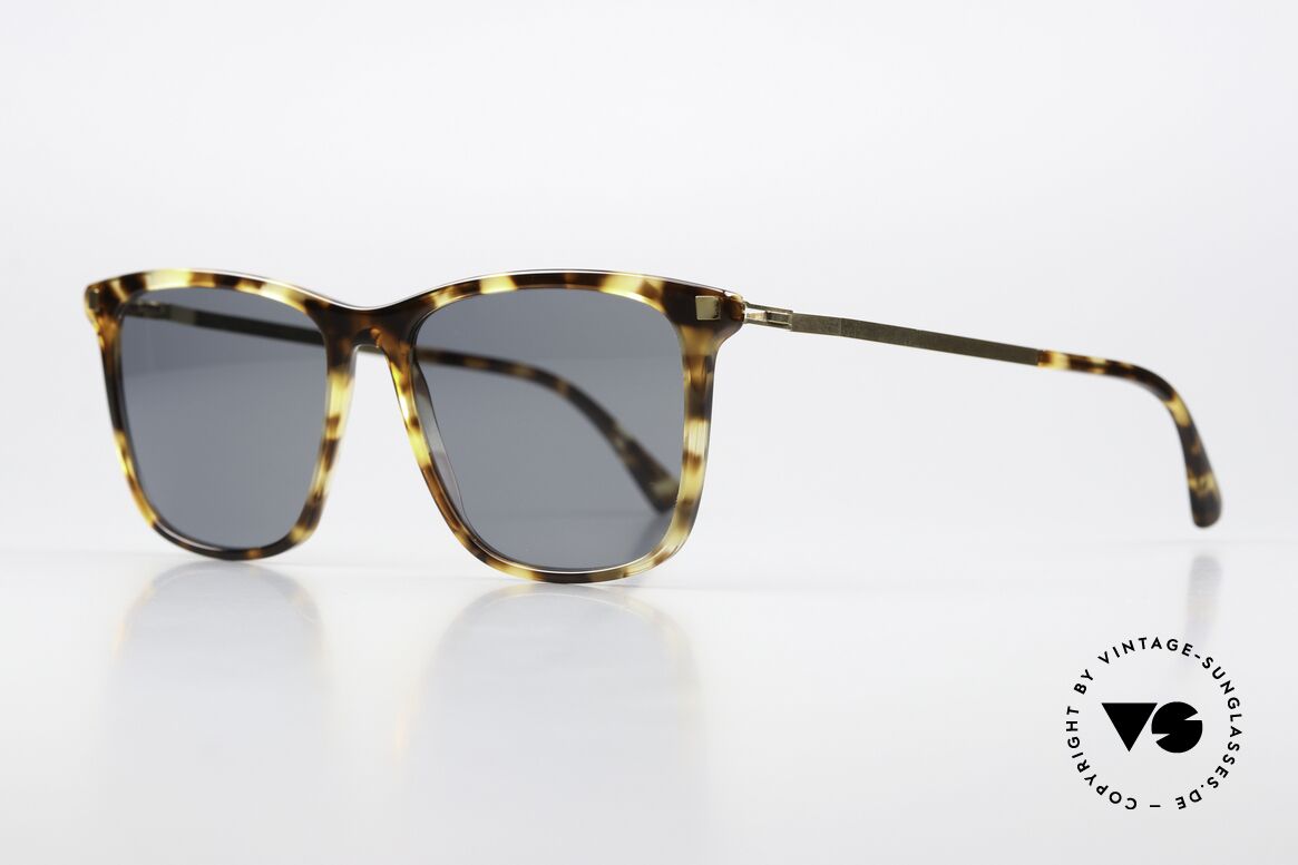 Mykita Jovva Cocoa Sprinkles / Glossy Gold, sunglasses from the LITE collection (women and men), Made for Men and Women Mykita Jovva Cocoa Sprinkles / Glossy Gold, sunglasses from the LITE collection (women and men), Made for Men and Women