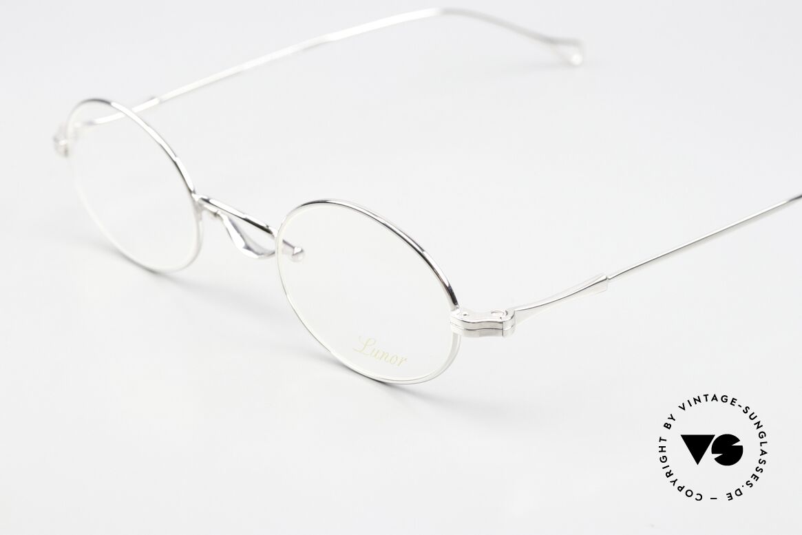 Lunor Swing 33 Oval Asian Version Smaller Bridge, swing bridge: homage to the antique specs from 1900, Made for Men and Women