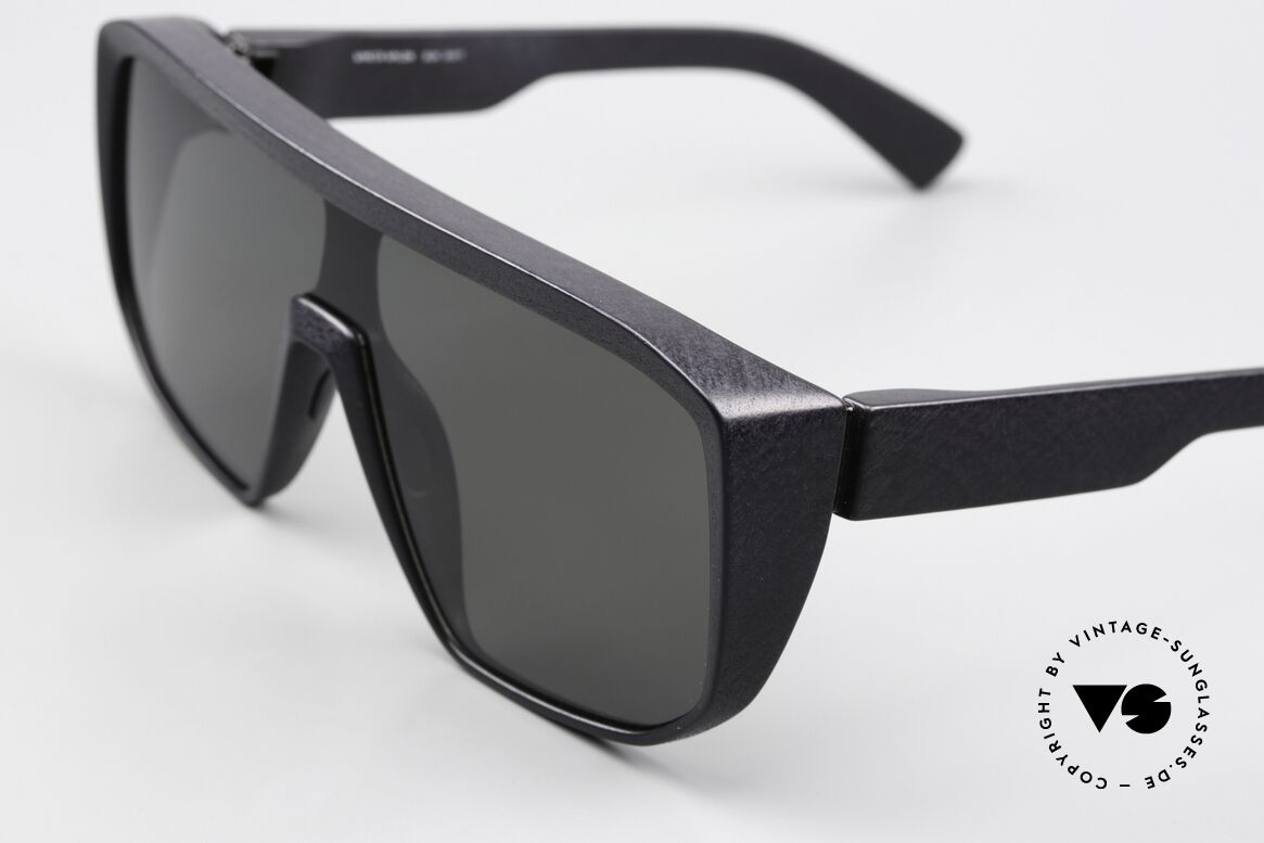 Mykita Mylon Shift High-End Zeiss Sun Lenses, high-end, non-reflecting sun lenses by ZEISS, Made for Men