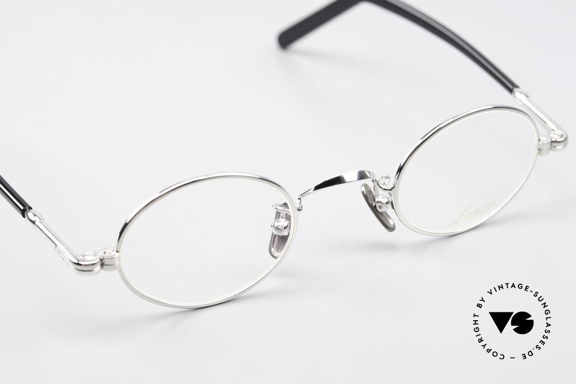 Lunor VA 101 Small Oval Vintage Eyewear, TOP-NOTCH craftsmanship; frame in SMALL size 40/23, Made for Men and Women