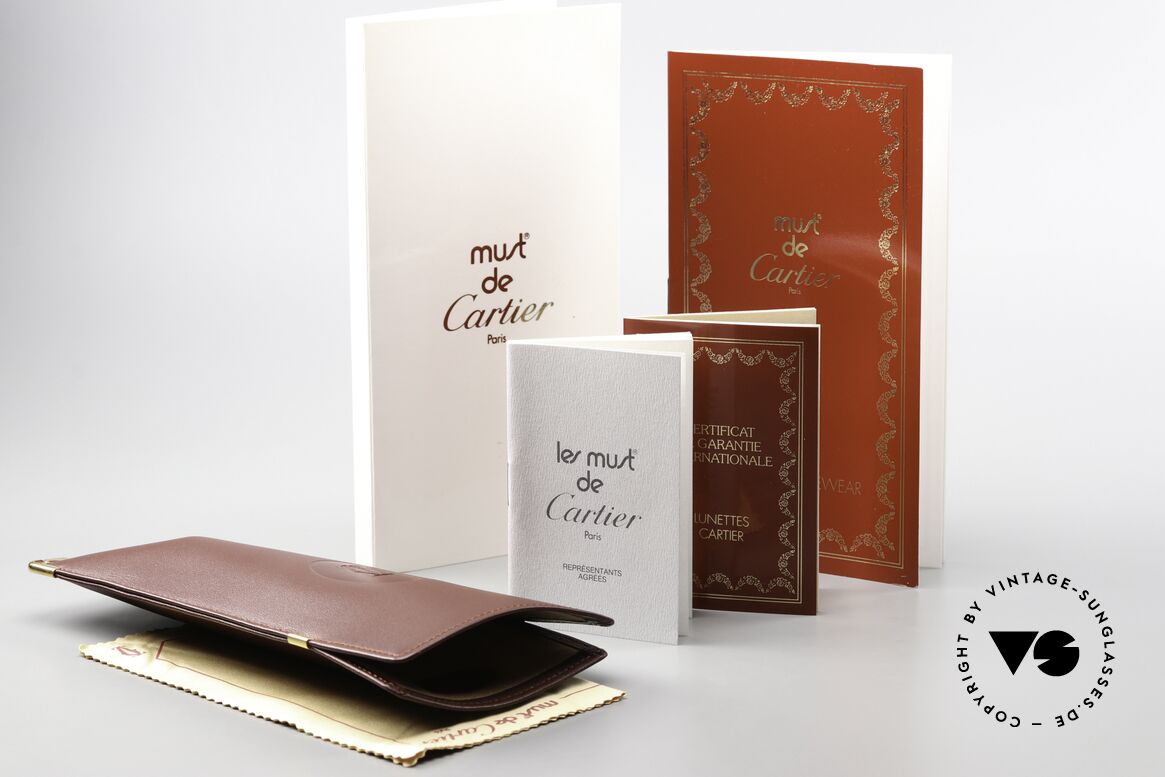 Cartier_ Leather Case Case For Eyewear Sunglasses, slip leather case in 'BORDEAUX red' and gold, Made for Men and Women