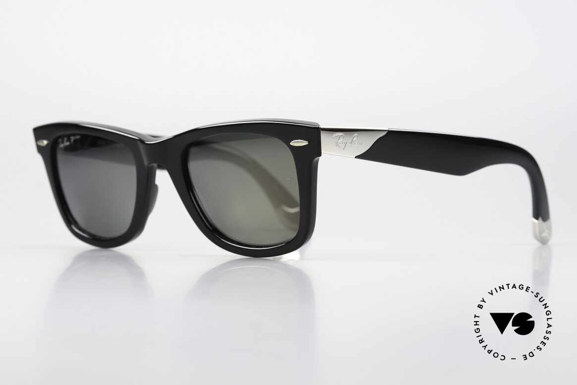 Ray Ban Wayfarer I Ultra 24k Gold Mirrored Lenses, connoisseurs know about this special Wayfarer, Made for Men and Women