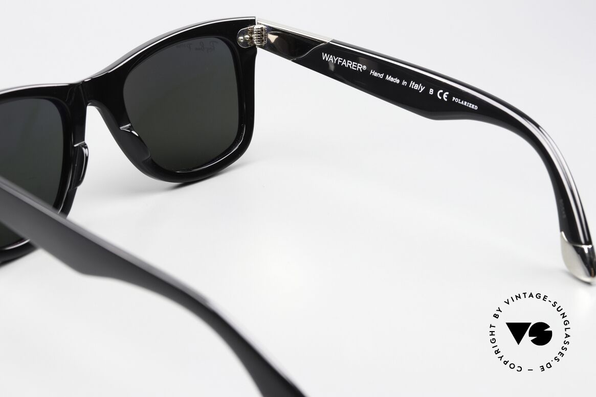 Ray Ban Wayfarer I Ultra 24k Gold Mirrored Lenses, an absolute collector's item ("An Icon In Gold"), Made for Men and Women