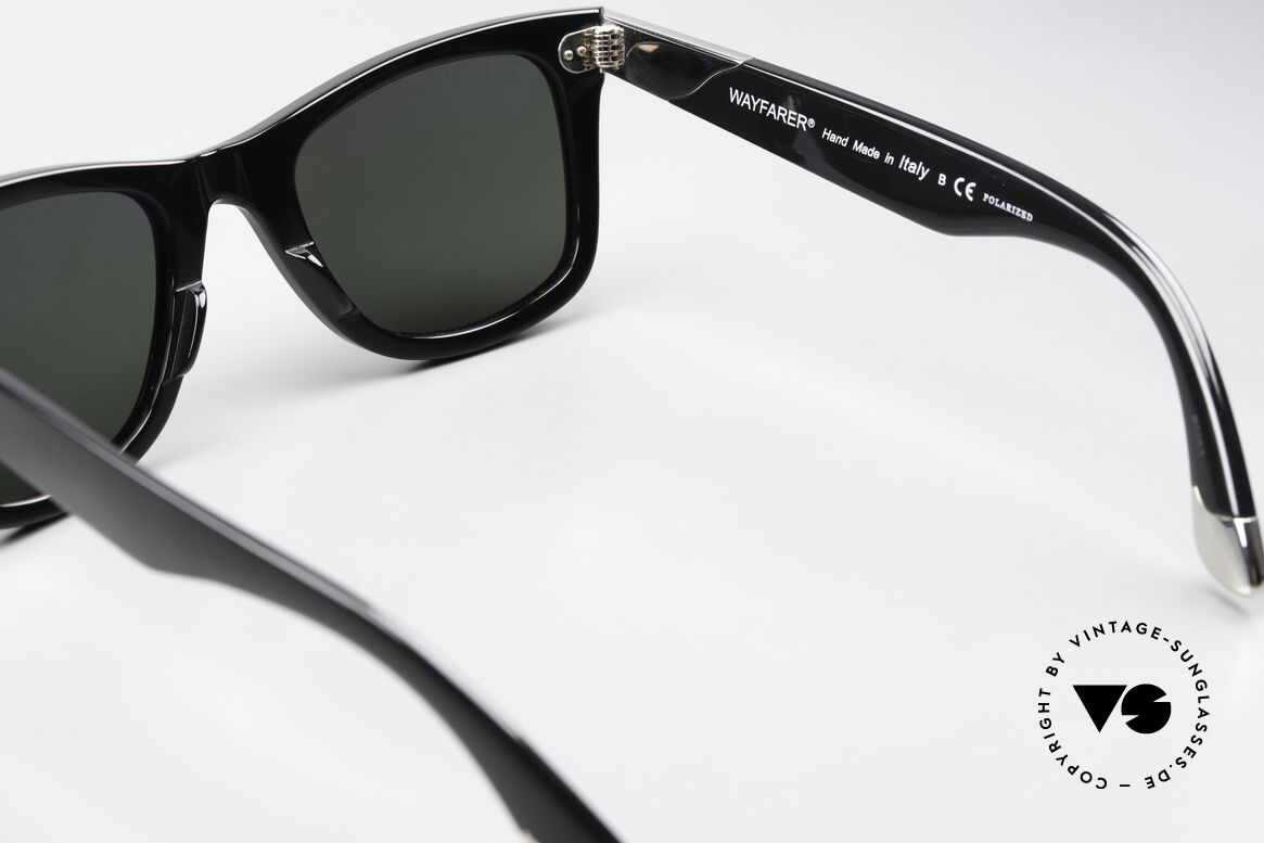 Ray Ban Wayfarer I Ultra Limited Edition 18k Gold, an absolute collector's item ("An Icon In Gold"), Made for Men and Women