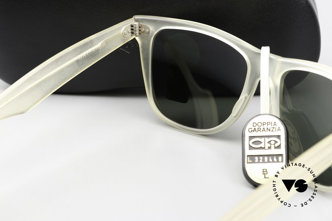 Ray Ban Wayfarer II Smoke Crystal Limited USA, Size: large, Made for Men and Women