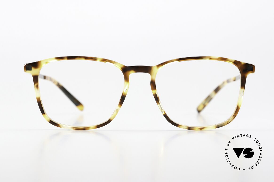 Mykita Tuktu Cocoa Sprinkles / Graphite, square specs from the LITE collection (women & men), Made for Men and Women Mykita Tuktu Cocoa Sprinkles / Graphite, square specs from the LITE collection (women & men), Made for Men and Women