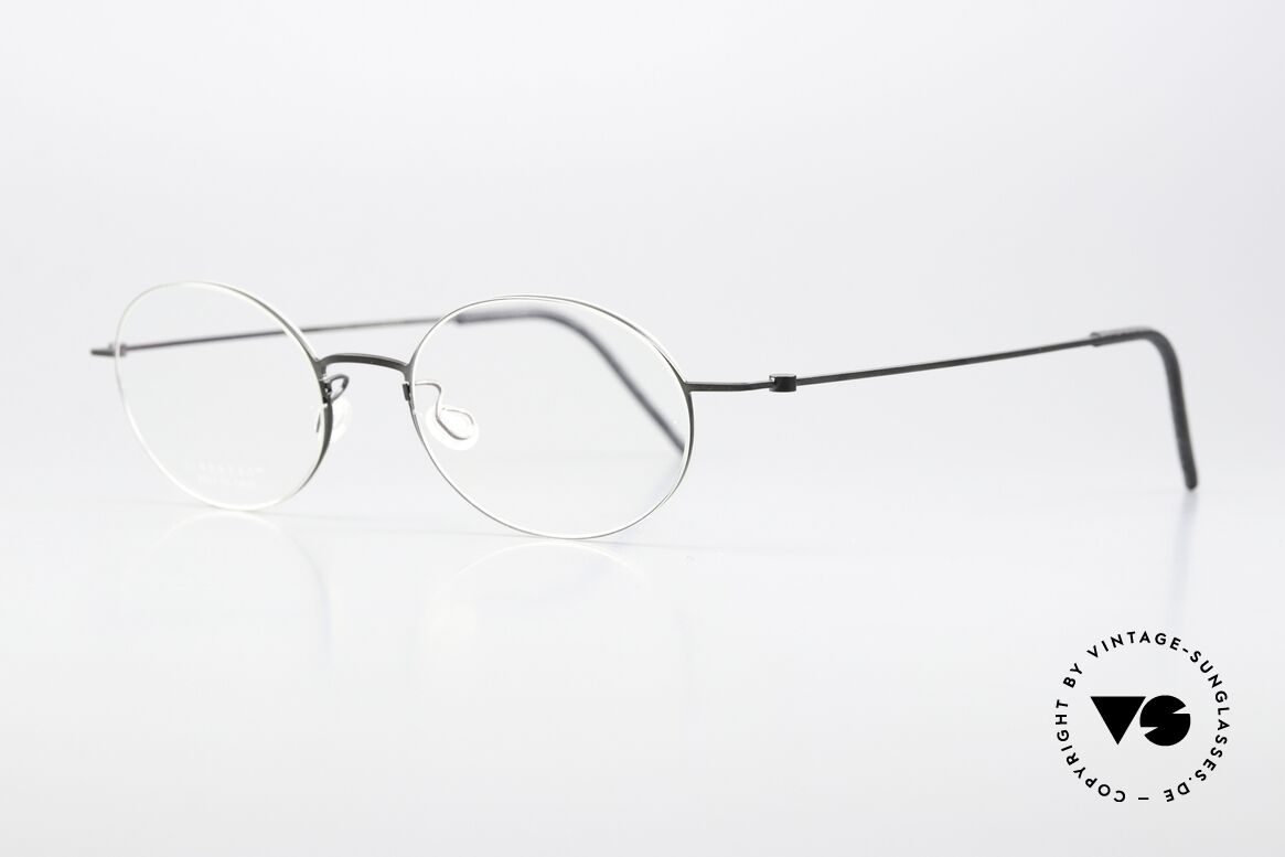 Lindberg 5503 Thintanium Thin Oval Specs Titan Black, the name says it all: fine, thin TITANIUM glasses, Made for Men and Women