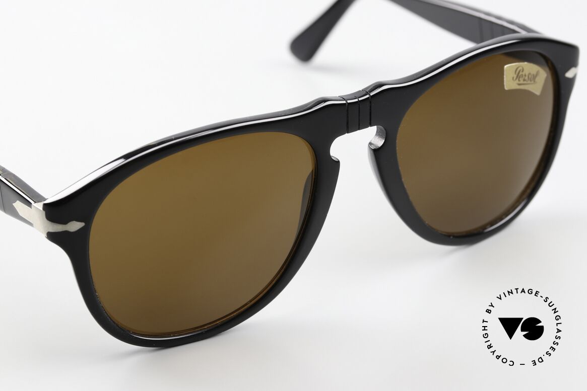 Persol 649/3 Ratti Sport Legendary Meflecto System, very classy version in black/silver & brown lenses, Made for Men Persol 649/3 Ratti Sport Legendary Meflecto System, very classy version in black/silver & brown lenses, Made for Men
