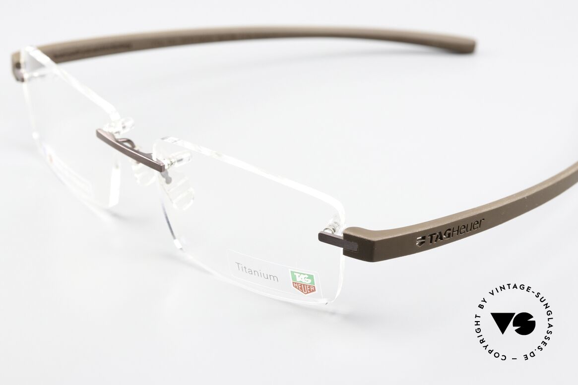Tag Heuer 3941 Reflex Sporty Eyewear Chocolat, sporty and luxurious lifestyle for men; high-end, Made for Men