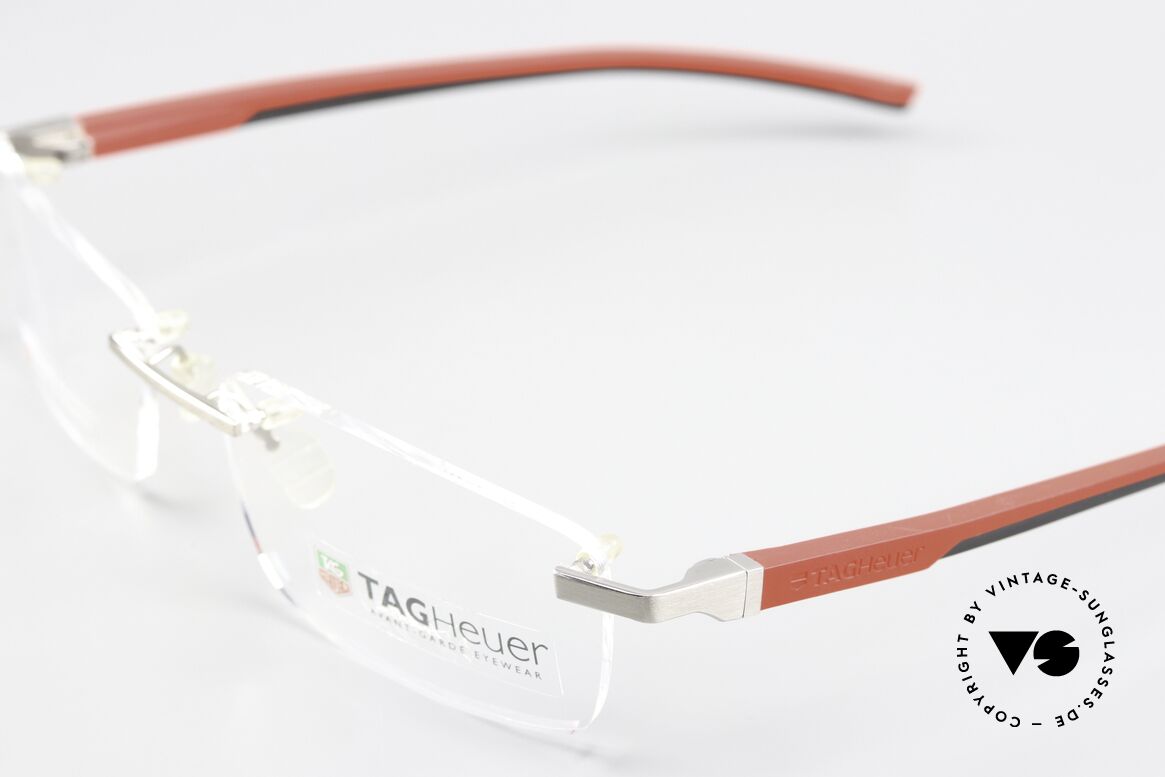 Tag Heuer 0843 Automatic Automatic Rimless Glasses, and the straight temples are covered with elastomer, Made for Men