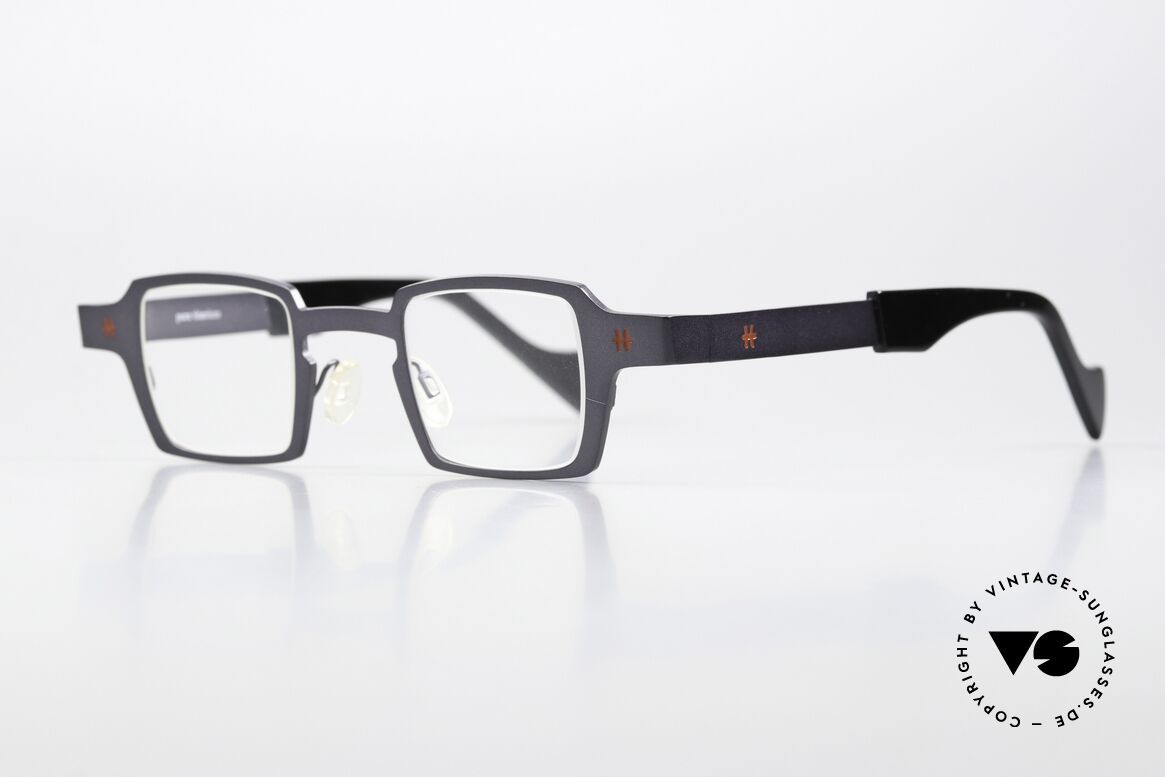 Theo Belgium Sixteen Titanium Frame Gray Metallic, women's eyeglasses and men's eyeglasses alike, Made for Men and Women