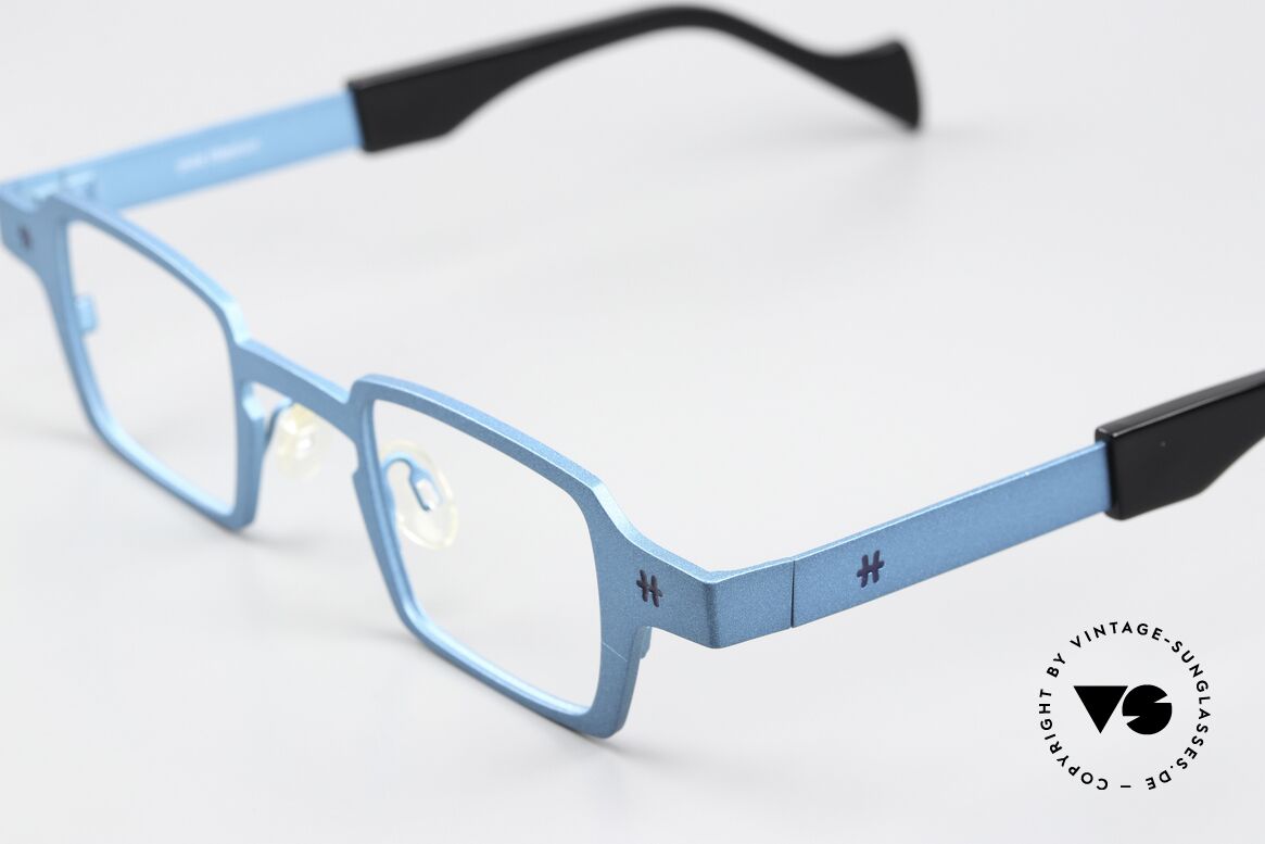 Theo Belgium Sixteen Titanium Turquoise Metallic, high-end PURE TITANIUM frame in size 37/18, Made for Men and Women