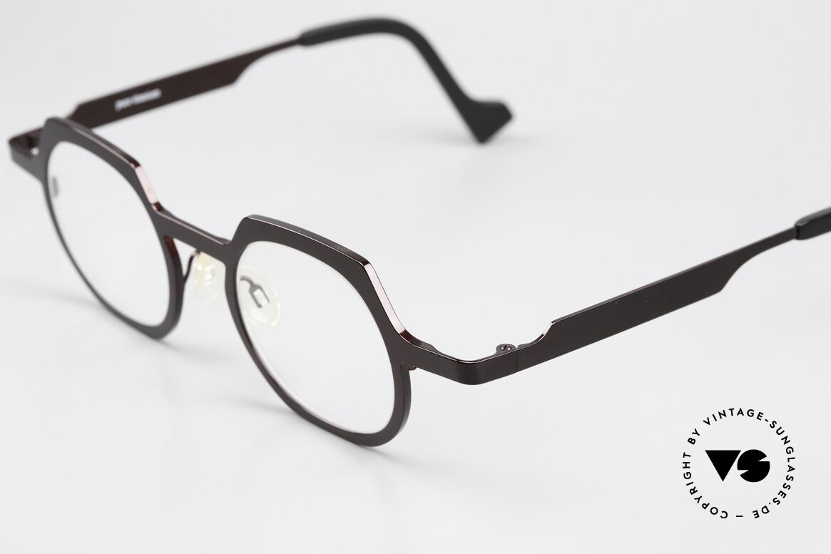 Theo Belgium America Titanium Frame Dark Brown, avant-garde eyeglasses for ladies and gentlemen, Made for Men and Women