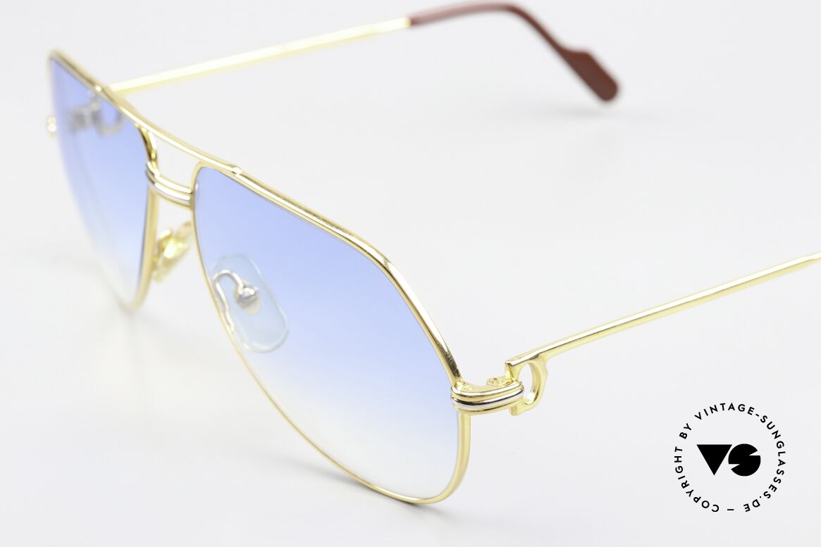 Cartier Vendome LC - M Light Blue Gradient Lenses, new light-blue gradient sun lenses (100% UV protection), Made for Men and Women Cartier Vendome LC - M Light Blue Gradient Lenses, new light-blue gradient sun lenses (100% UV protection), Made for Men and Women