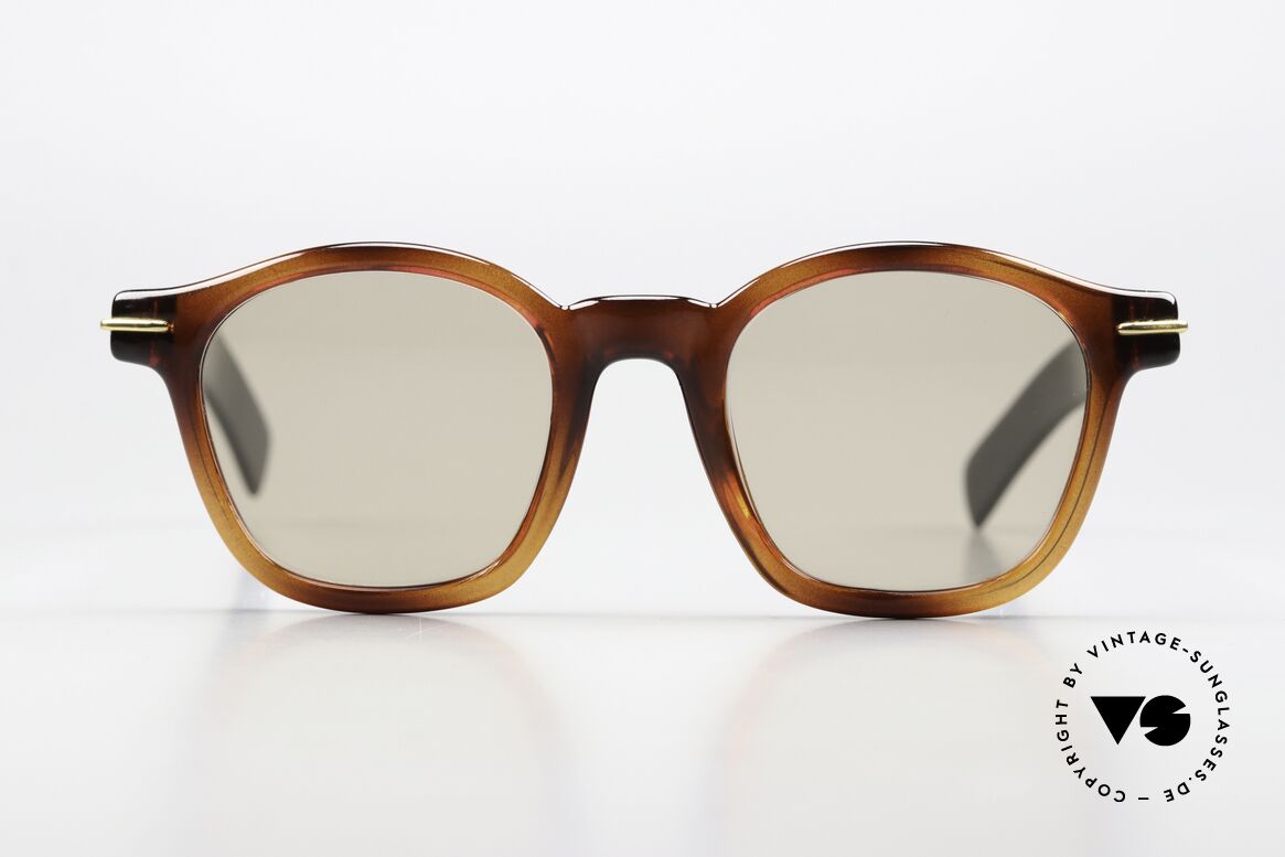 Carrera 5272 Johnny Depp James Dean Style, similar to the old 'Tart Optical Arnel' frames of the 50/60s, Made for Men and Women Carrera 5272 Johnny Depp James Dean Style, similar to the old 'Tart Optical Arnel' frames of the 50/60s, Made for Men and Women