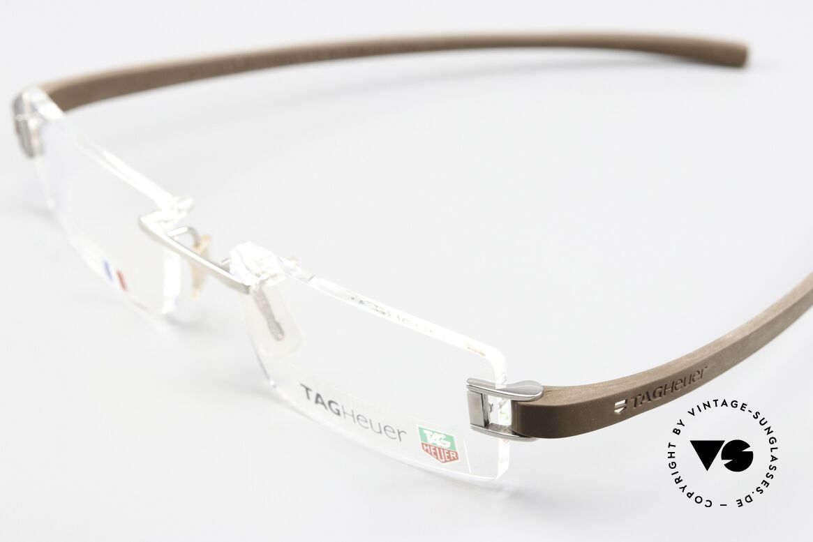 Tag Heuer 7103 Fold Temples Like A Formula 1 Tire, ideal wearing comfort (temples adapt to the face), Made for Men Tag Heuer 7103 Fold Temples Like A Formula 1 Tire, ideal wearing comfort (temples adapt to the face), Made for Men