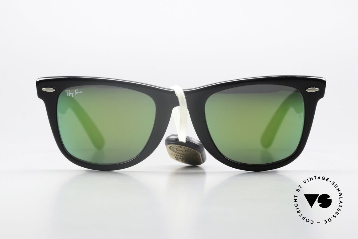 Ray Ban Wayfarer I Special Edition Green Mirror, RAY-BAN Wayfarer W0734 Matte Black Green Mirror, Made for Men and Women Ray Ban Wayfarer I Special Edition Green Mirror, RAY-BAN Wayfarer W0734 Matte Black Green Mirror, Made for Men and Women