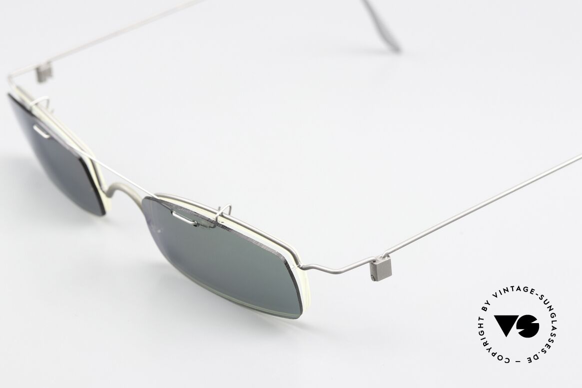 Markus T D15 Titanium Frame Clip-On, simple frame design : free from screws, rivets & welds, Made for Men and Women