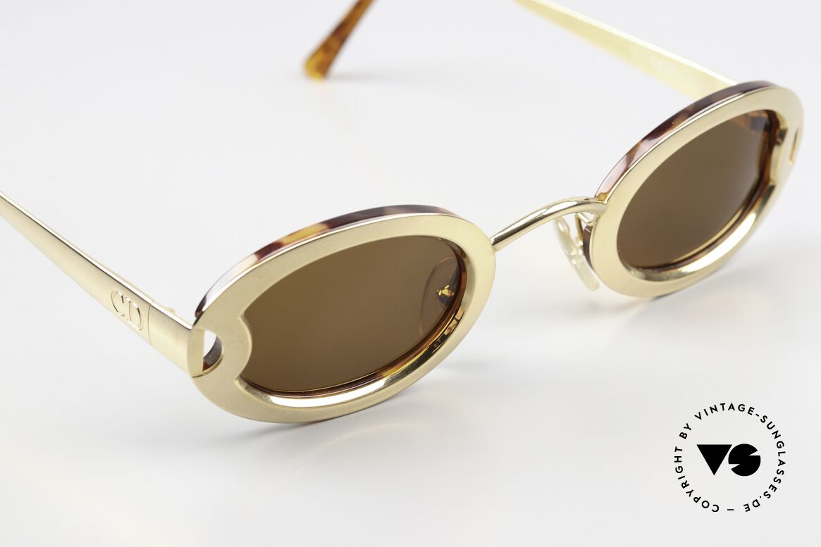 Christian Dior 2916 Limited Edition Shades 1995, a true collector's item (with serial number) & case, Made for Women Christian Dior 2916 Limited Edition Shades 1995, a true collector's item (with serial number) & case, Made for Women