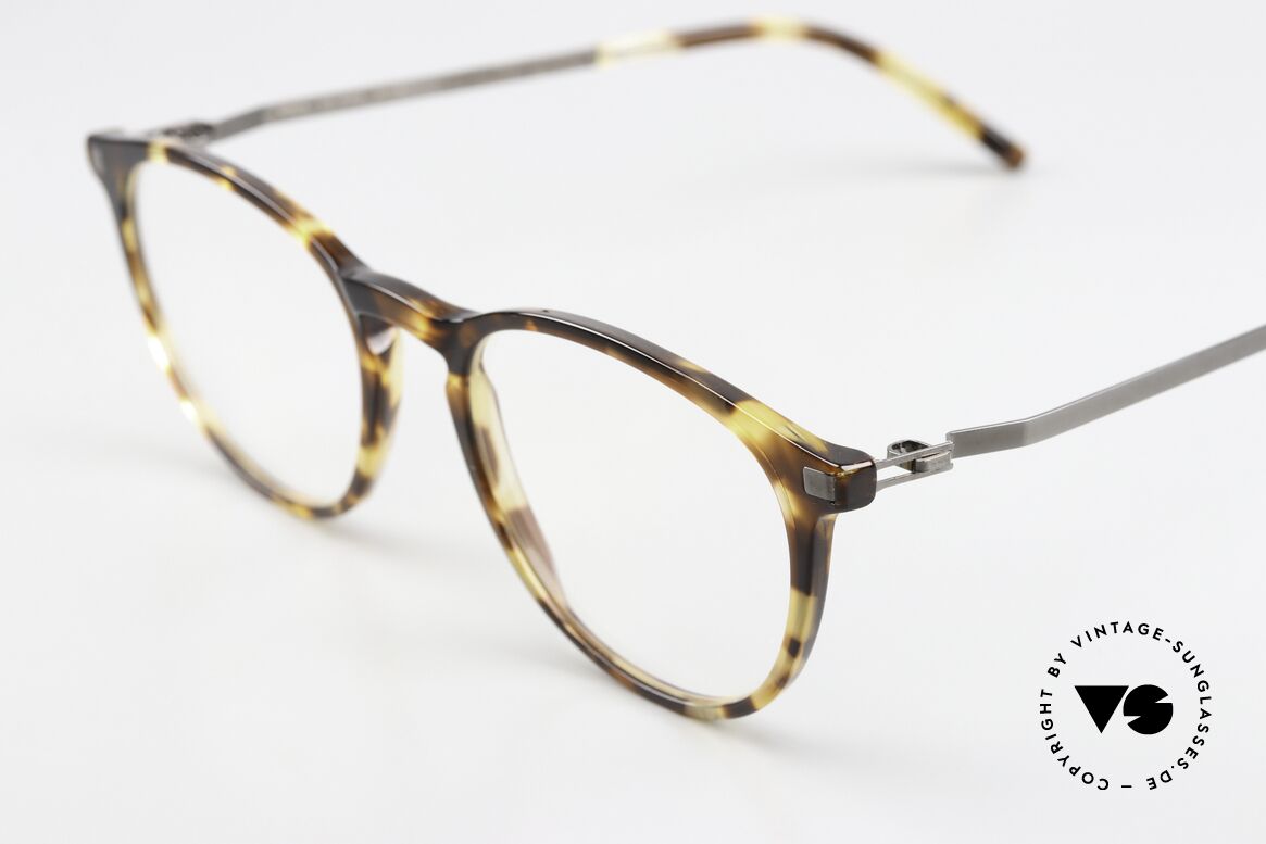 Mykita Nukka Cocoa Sprinkles / Shiny Graphite, acetate frame front with characteristic Mykita temples, Made for Men and Women