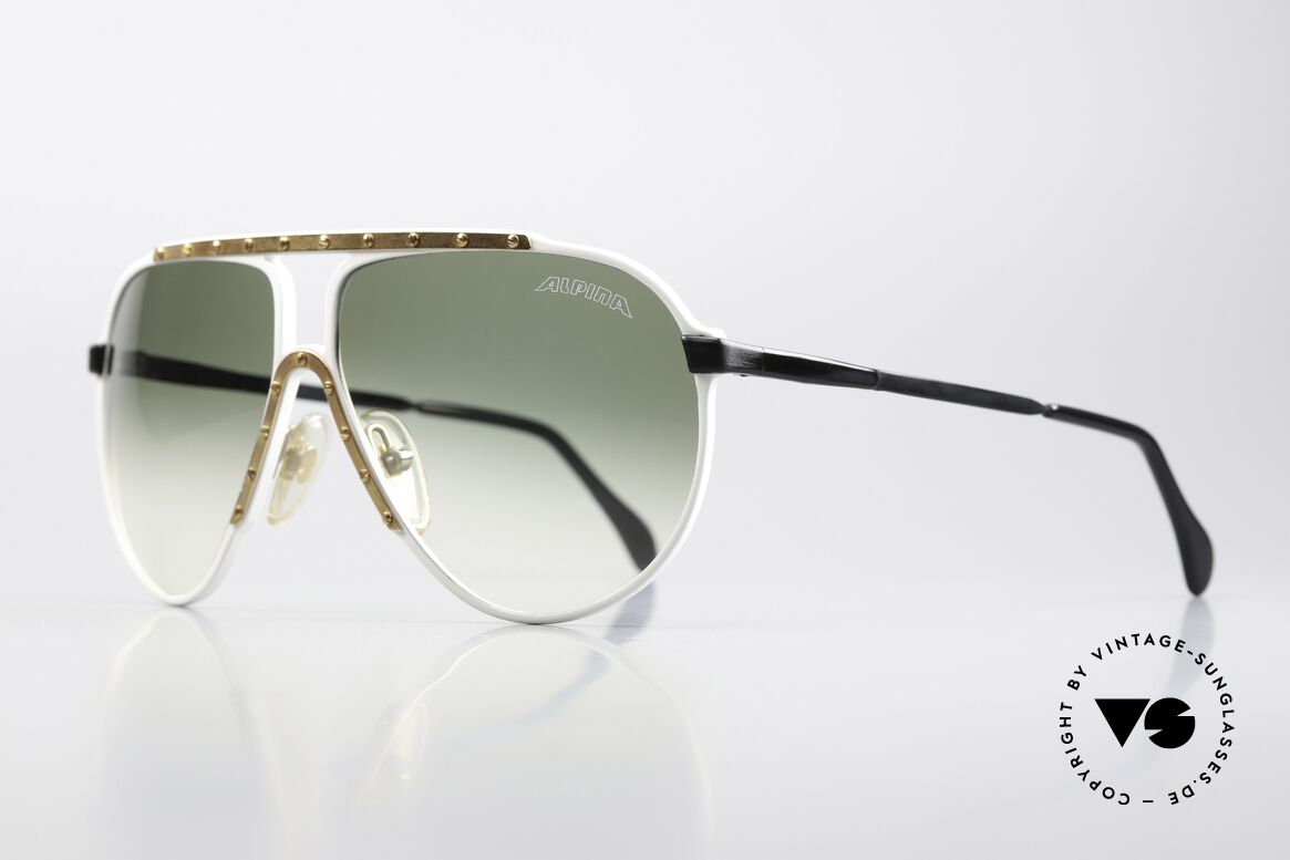 Alpina M1 80's Limited White Gold Black, green-gradient sun lenses with orig. ALPINA logo, Made for Men and Women Alpina M1 80's Limited White Gold Black, green-gradient sun lenses with orig. ALPINA logo, Made for Men and Women