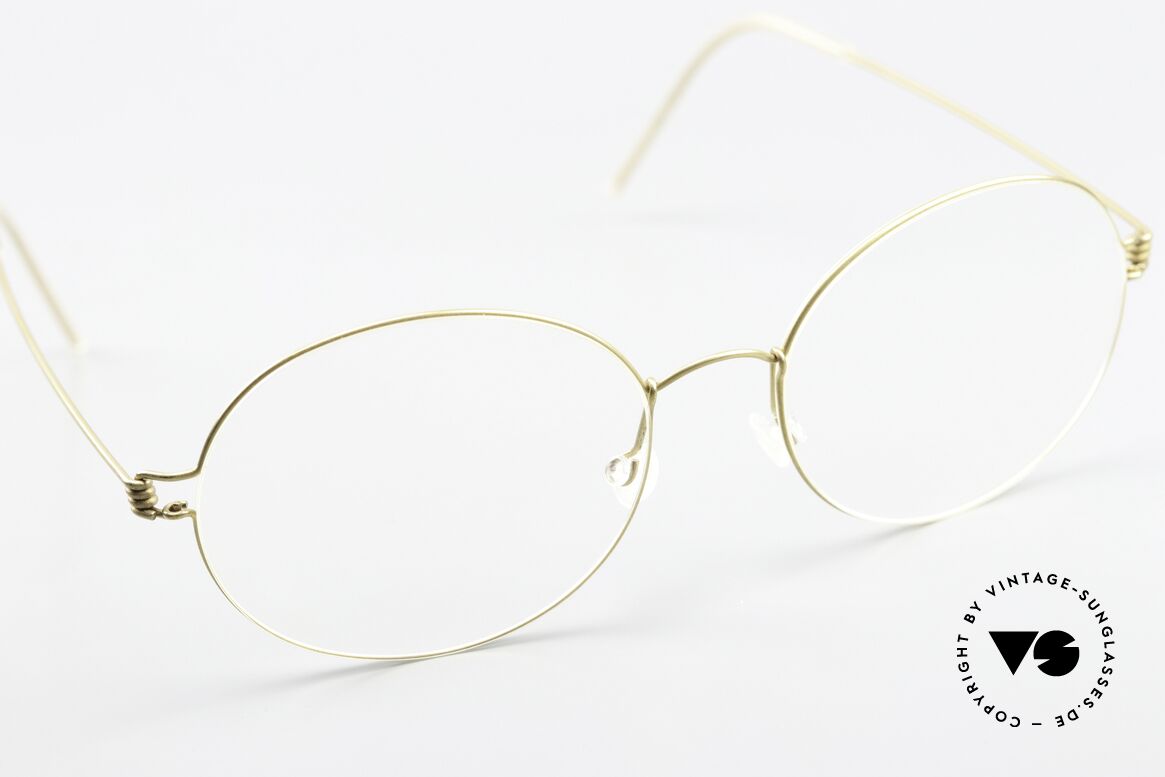 Lindberg Florence Air Titan Rim Round Oval Gold Unisex, unworn, NOS, with original magnetic case by Lindberg, Made for Men and Women Lindberg Florence Air Titan Rim Round Oval Gold Unisex, unworn, NOS, with original magnetic case by Lindberg, Made for Men and Women