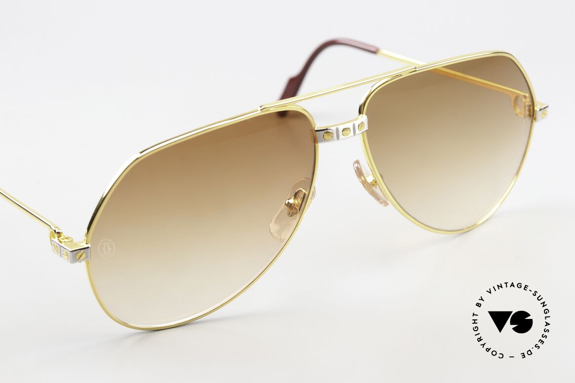 Cartier Vendome Santos - L Sun Lenses With Cartier Logo, unworn, new old stock (NOS), with full original packing, Made for Men Cartier Vendome Santos - L Sun Lenses With Cartier Logo, unworn, new old stock (NOS), with full original packing, Made for Men