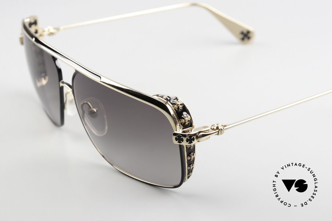 Chrome Hearts Boneyard II Titanium Shades Gold Plated, col. SBK/GP with non-reflective ZEISS sun lenses, Made for Men Chrome Hearts Boneyard II Titanium Shades Gold Plated, col. SBK/GP with non-reflective ZEISS sun lenses, Made for Men
