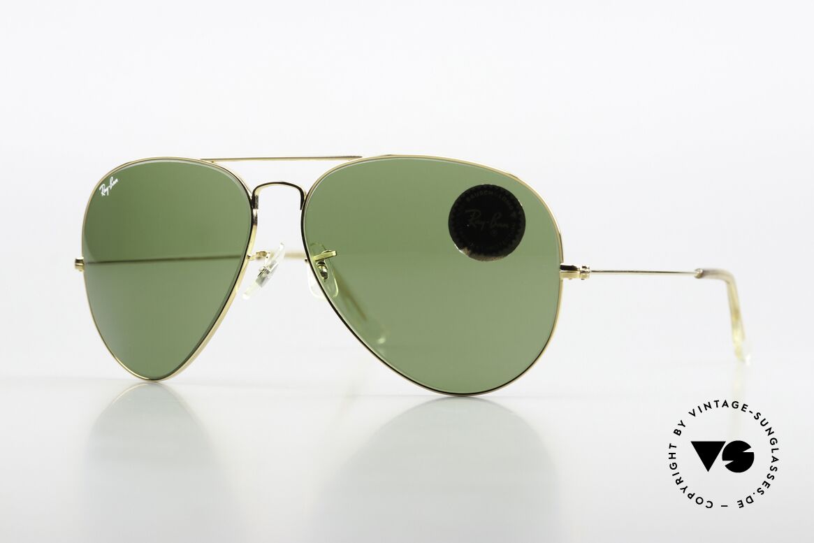 Ray Ban Large Metal II 80's Pilot Sunglasses RB3 Lens, the classic Ray Ban USA sunglasses par excellence, Made for Men Ray Ban Large Metal II 80's Pilot Sunglasses RB3 Lens, the classic Ray Ban USA sunglasses par excellence, Made for Men
