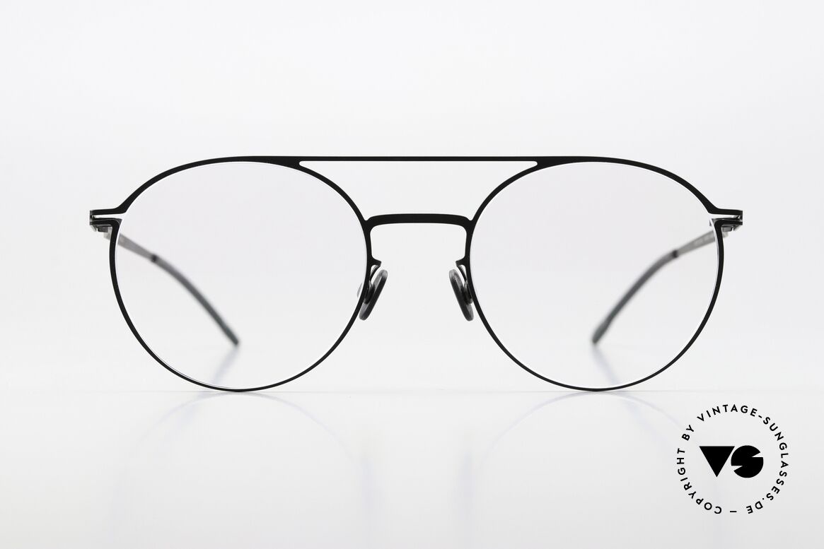 Mykita Kjell Round Frame In Classic Black, round frame from the LITE collection (women & men), Made for Men and Women Mykita Kjell Round Frame In Classic Black, round frame from the LITE collection (women & men), Made for Men and Women