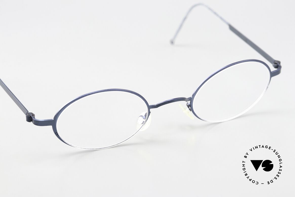 Lindberg 5000 Strip Titan 90's Frame Blue Metallic, extremely strong, resilient & flexible (9,9 grams only!), Made for Men and Women Lindberg 5000 Strip Titan 90's Frame Blue Metallic, extremely strong, resilient & flexible (9,9 grams only!), Made for Men and Women