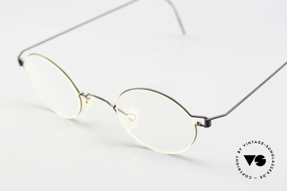 Lindberg Corona 42 Air Titan Rim Old 1990's Eyewear Classics, back then, the optician fitted +0.25 diopters as DEMOS, Made for Men and Women Lindberg Corona 42 Air Titan Rim Old 1990's Eyewear Classics, back then, the optician fitted +0.25 diopters as DEMOS, Made for Men and Women