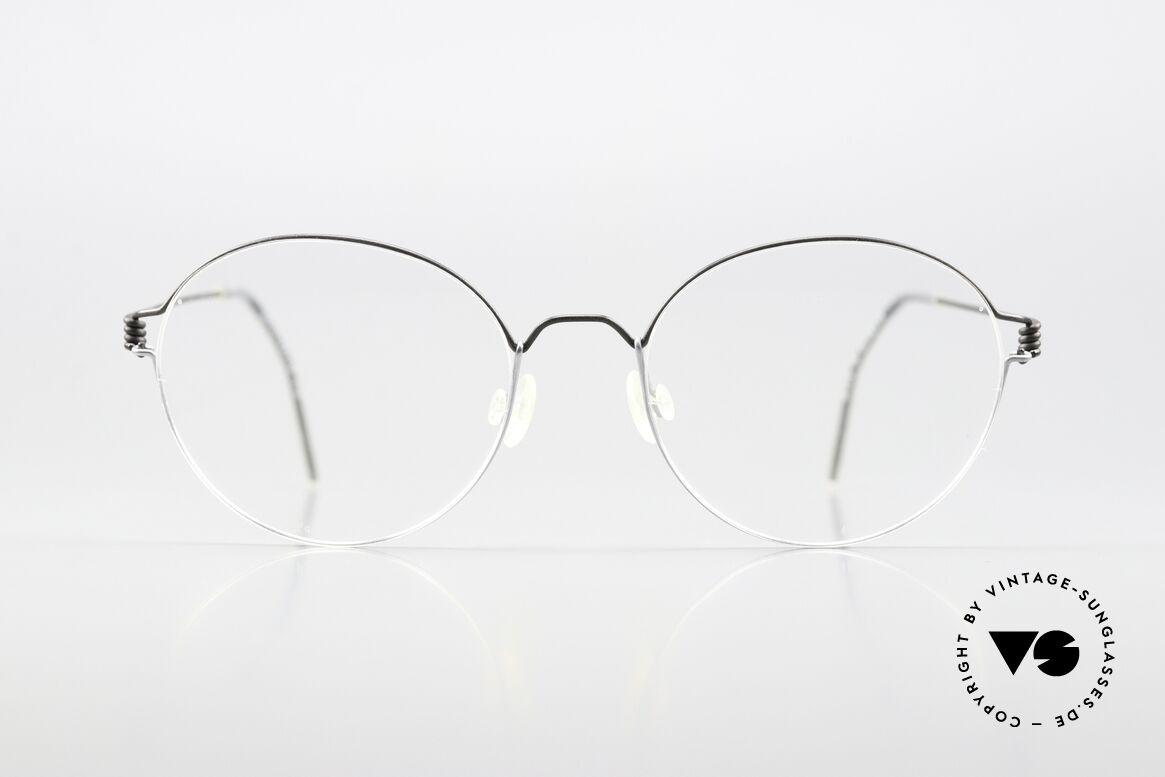 Lindberg Panto 48 Air Titan Rim Panto Titanium Frame Unisex, model PANTO 48 in black and silver; unisex eyewear, Made for Men and Women Lindberg Panto 48 Air Titan Rim Panto Titanium Frame Unisex, model PANTO 48 in black and silver; unisex eyewear, Made for Men and Women
