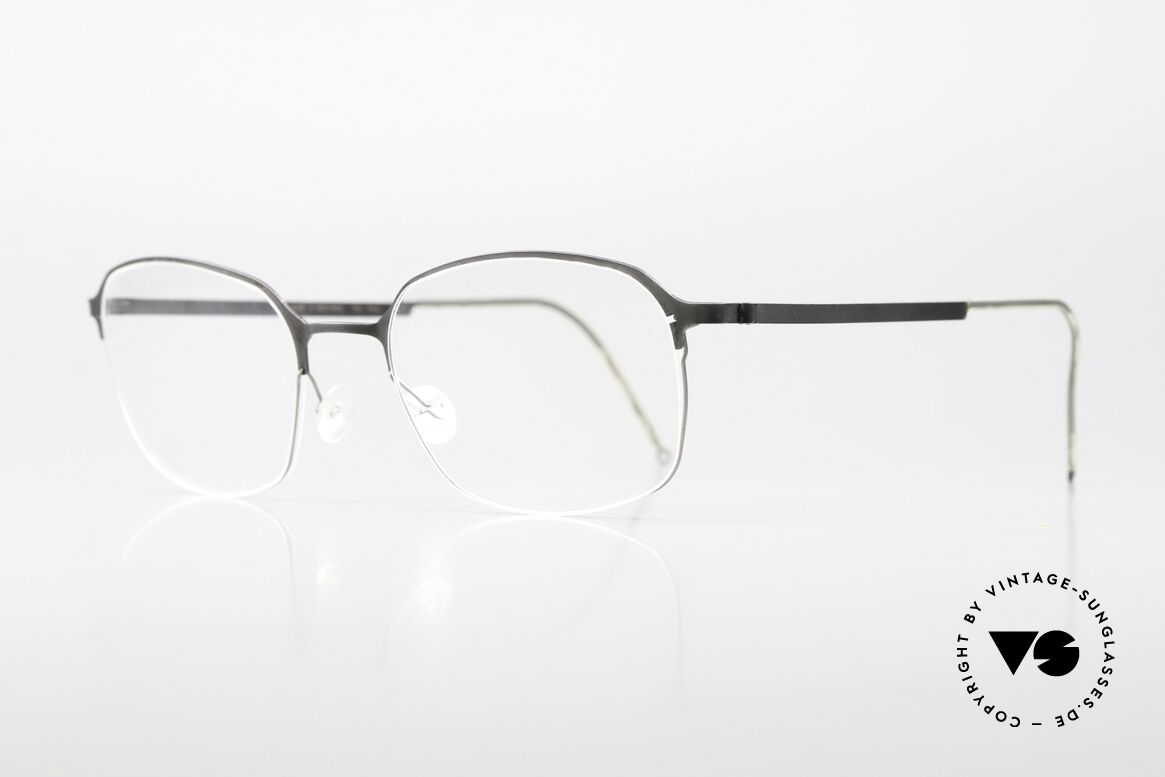 Lindberg 4205 Strip Titan 90's Titanium Frame For Men, back then, the optician fitted +0.25 diopters as DEMOS, Made for Men Lindberg 4205 Strip Titan 90's Titanium Frame For Men, back then, the optician fitted +0.25 diopters as DEMOS, Made for Men