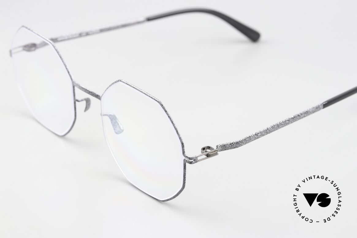 Mykita Studio 5.6 Ladies Specs With Character, an experimental design project with CHARACTER, Made for Women Mykita Studio 5.6 Ladies Specs With Character, an experimental design project with CHARACTER, Made for Women
