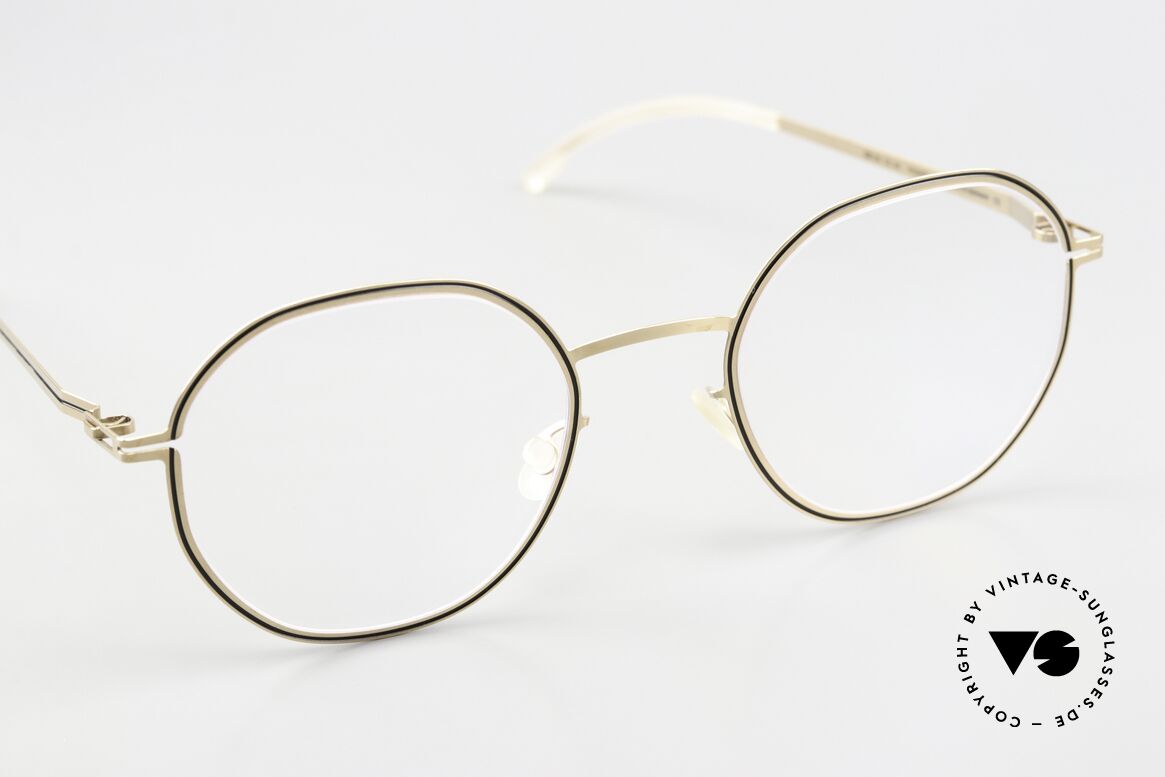 Mykita Studio 6.6 Champagne Gold Black Coloring, this creates an almost psychedelic effect ;-) "3D", Made for Women Mykita Studio 6.6 Champagne Gold Black Coloring, this creates an almost psychedelic effect ;-) "3D", Made for Women