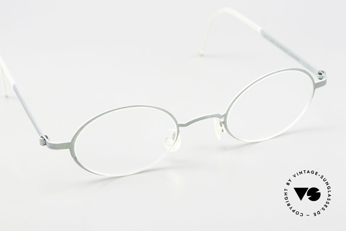 Lindberg 5000 Strip Titan Interesting Pale Green Color, extremely strong, resilient & flexible (9,9 grams only!), Made for Men and Women
