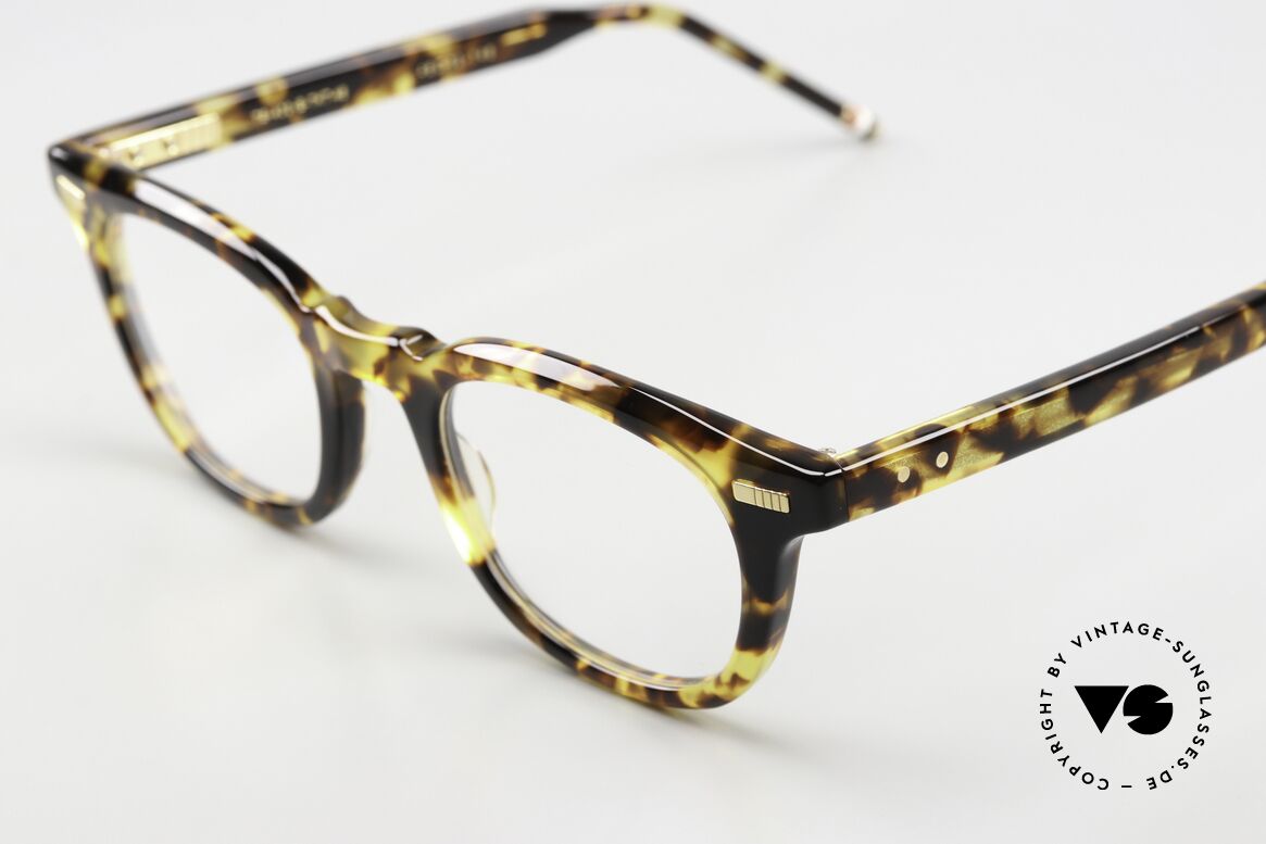 Thom Browne TB403 Acetate Frame Tokyo Tortoise, a classy designer accessory for all fashion lovers, Made for Men Thom Browne TB403 Acetate Frame Tokyo Tortoise, a classy designer accessory for all fashion lovers, Made for Men