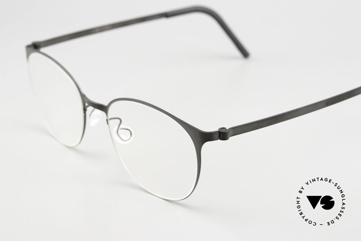 Lindberg 9556 Strip Titanium Black Designer Eyeglasses, bears the predicate "true VINTAGE LINDBERG" for us, Made for Men and Women Lindberg 9556 Strip Titanium Black Designer Eyeglasses, bears the predicate "true VINTAGE LINDBERG" for us, Made for Men and Women