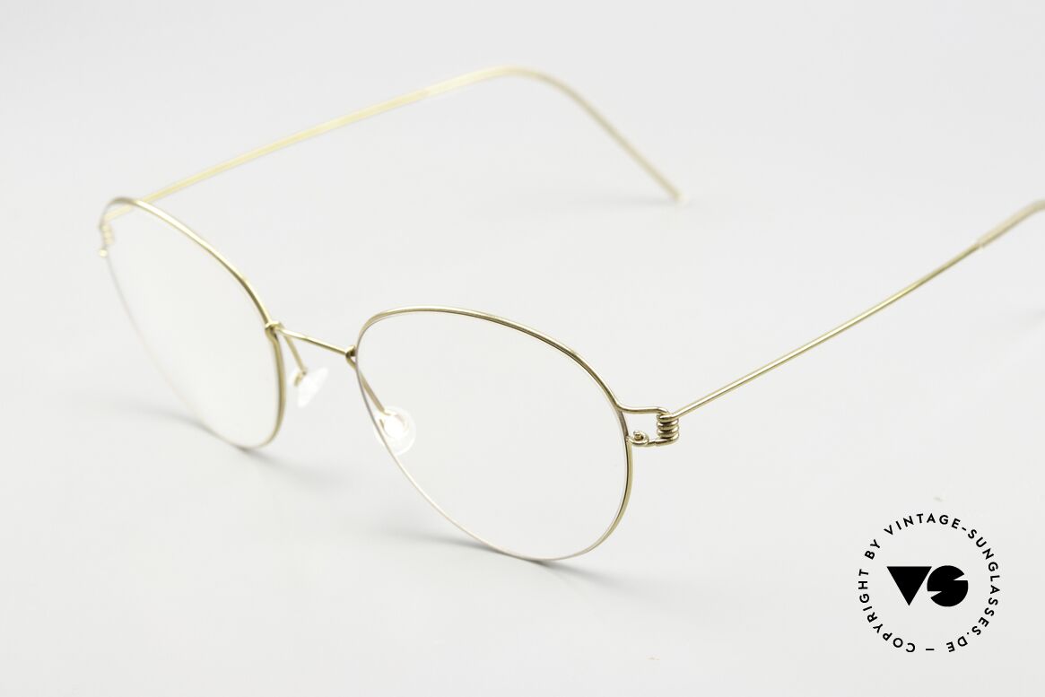 Lindberg Russel Air Titan Rim Minimalist Designer Glasses, a timeless eyewear classic (an 'evergreen' for decades), Made for Men and Women Lindberg Russel Air Titan Rim Minimalist Designer Glasses, a timeless eyewear classic (an 'evergreen' for decades), Made for Men and Women