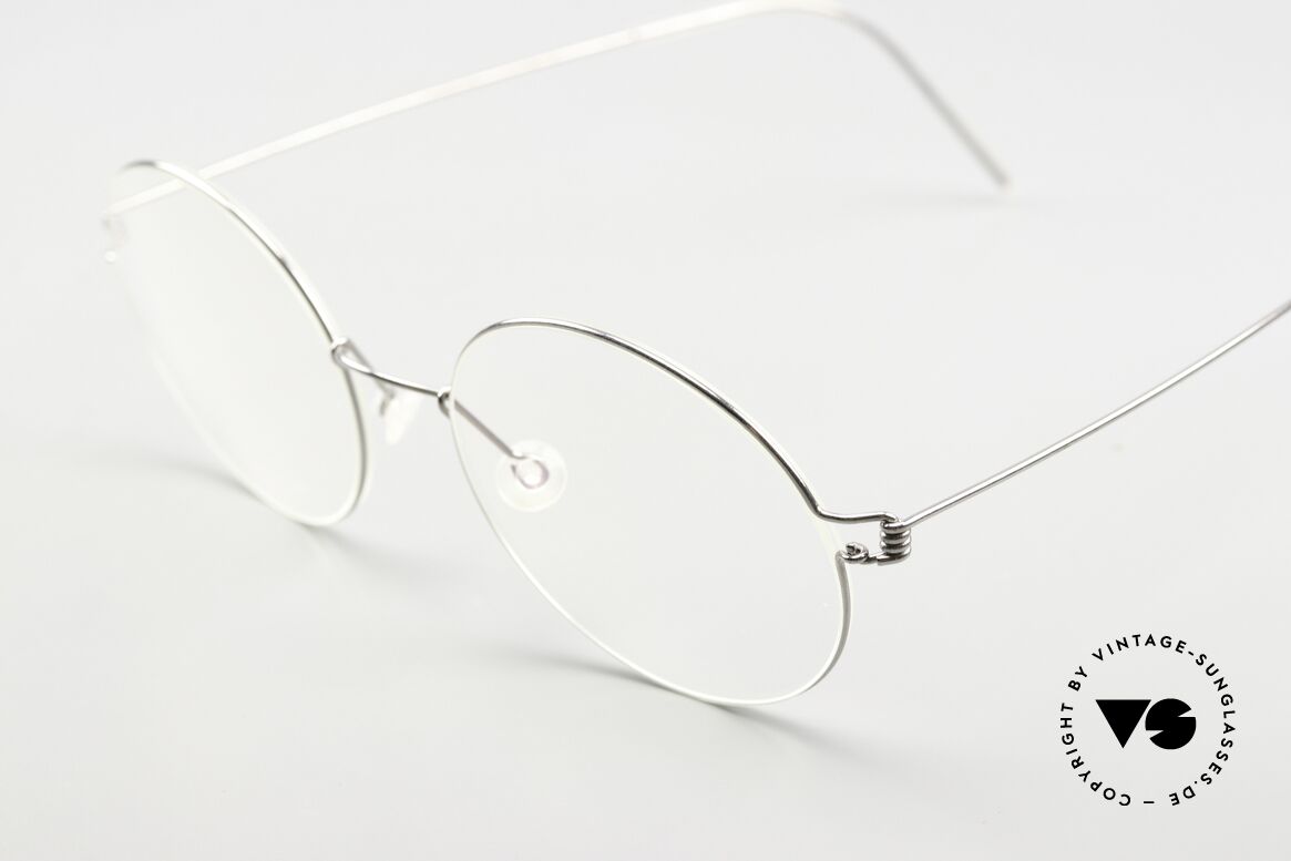 Lindberg Dakota 51 Air Titan Rim Round Glasses Ladies And Gents, a brilliant combination of design, lifestyle and quality, Made for Men and Women Lindberg Dakota 51 Air Titan Rim Round Glasses Ladies And Gents, a brilliant combination of design, lifestyle and quality, Made for Men and Women