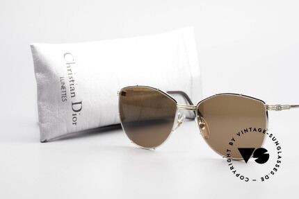 Christian Dior 2472 80's Vintage Designer Shades, the frame (size 56/16) is made for lenses of any kind, Made for Women