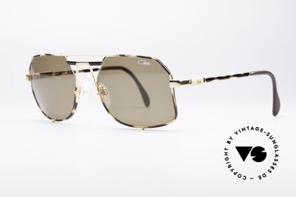 Cazal 959 90's Gentlemen's Shades, noble frame coloring & great design components, Made for Men