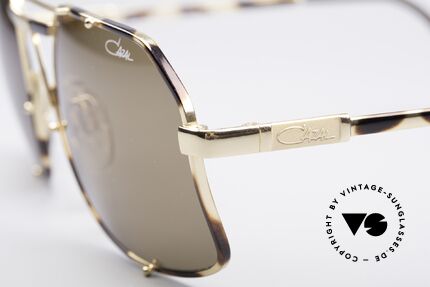 Cazal 959 90's Gentlemen's Shades, this is really something completely different !!!, Made for Men